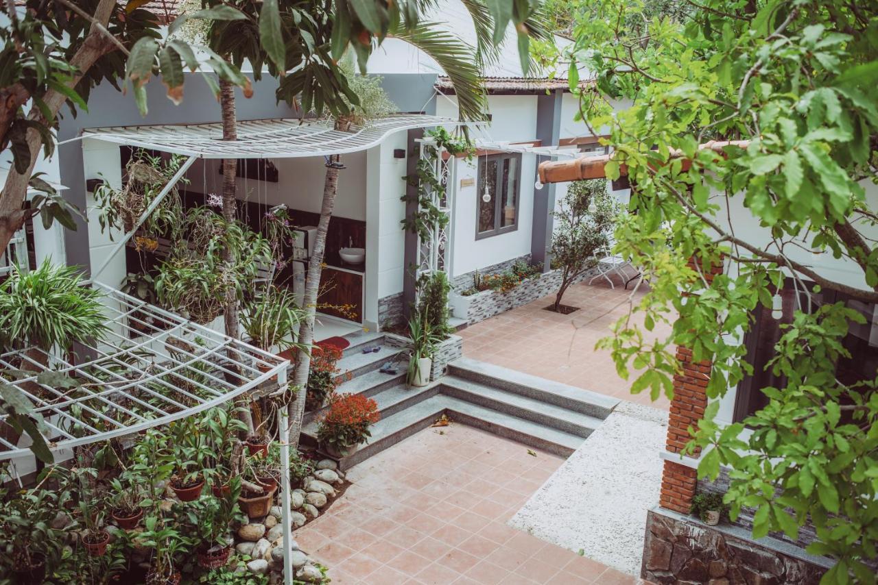 Homestay Ngaunhien's House - *