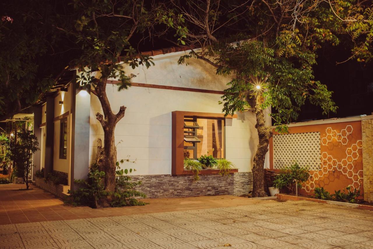 Homestay Ngaunhien's House - *